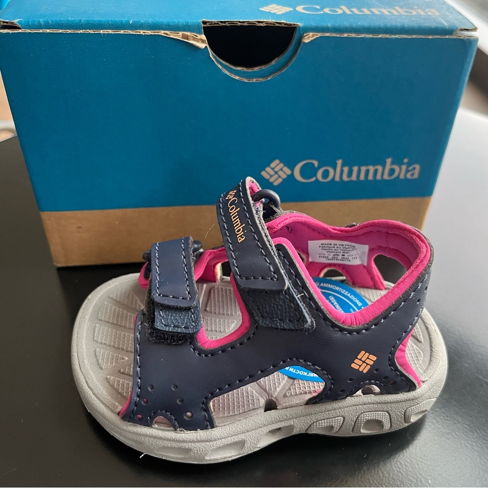 Columbia Toddler Techsun Vent Sandals Size 4 NWT